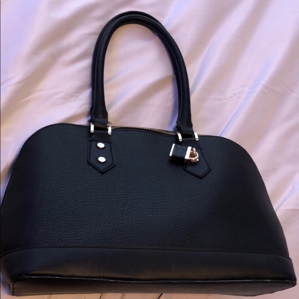 Black Mossimo Purse